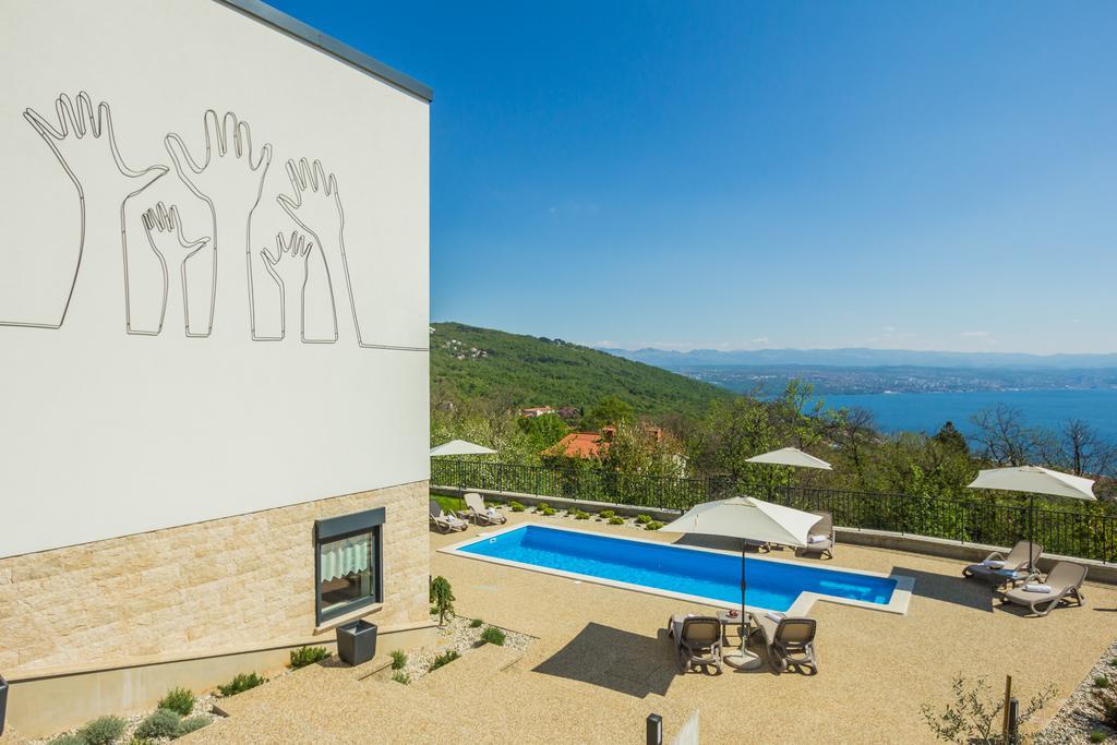 Manus - Boutique Lovran